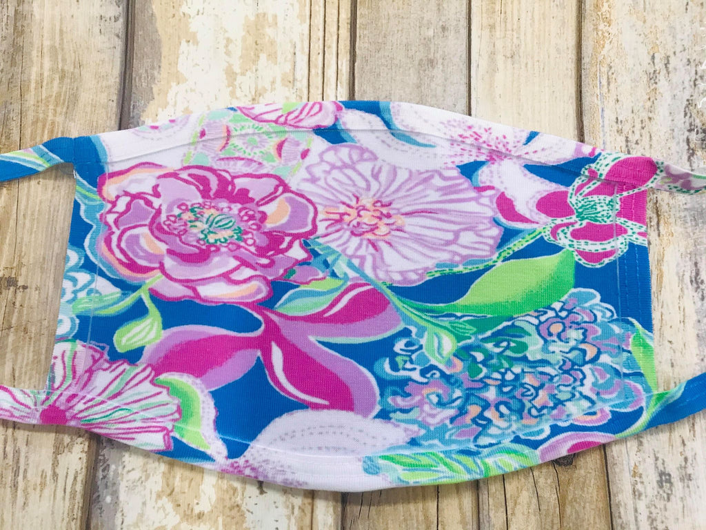 Floral Design 2 Face Mask